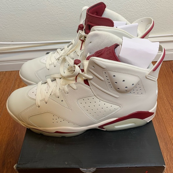 Air Jordan Retro 6 Maroon - Picture 3 of 7